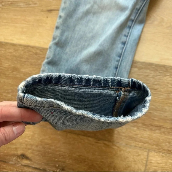 Special A Light Wash Distressed Straight Leg Jeans Size 7 - Picture 5 of 11